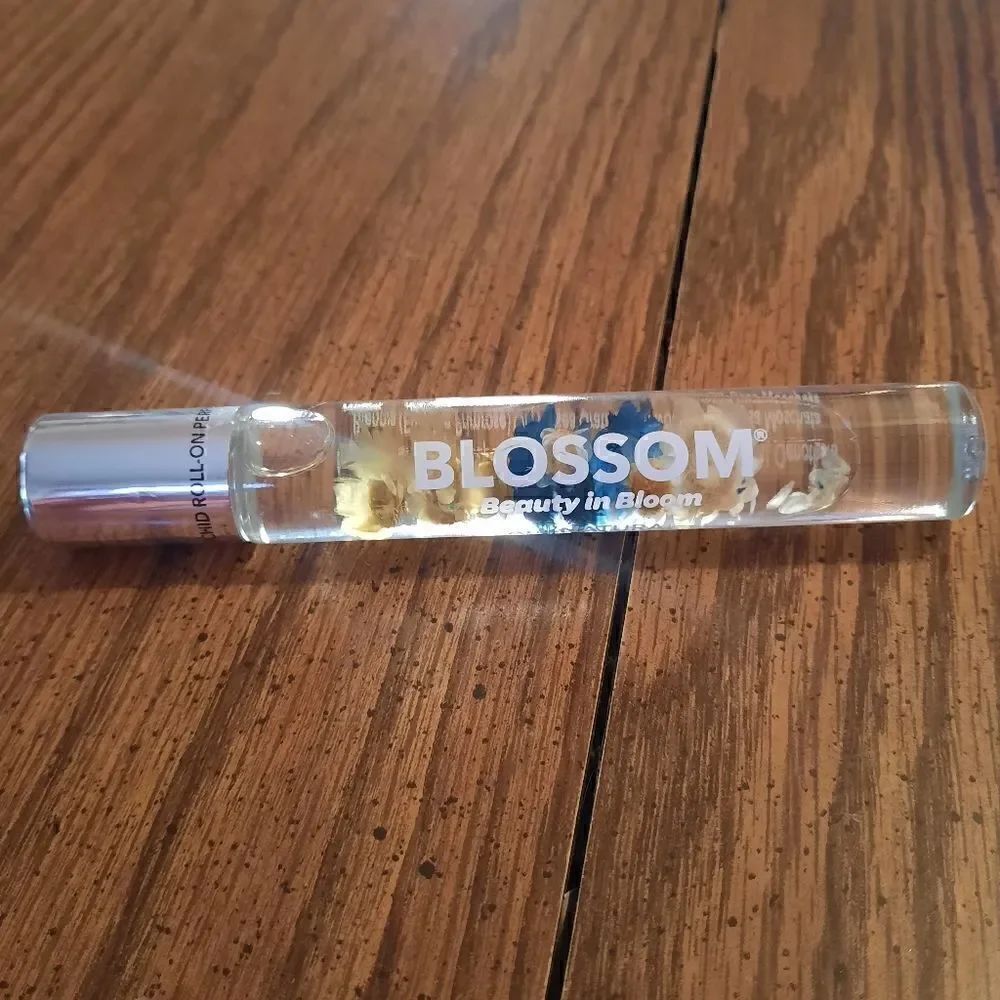 Blossom RollOn Rollerball Perfume Oil, Natural Ingredients Essential Oils Flower